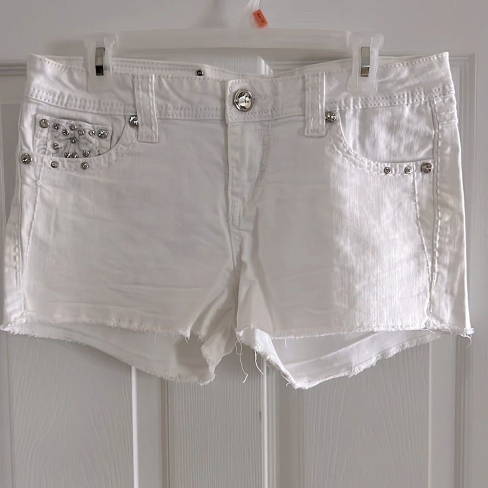 LA Idol USA - White western wear shorts.  Bedazzled with gems.